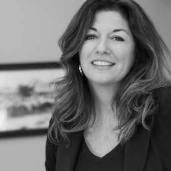 Meet your Posher, Laura - Picture 1 of 1